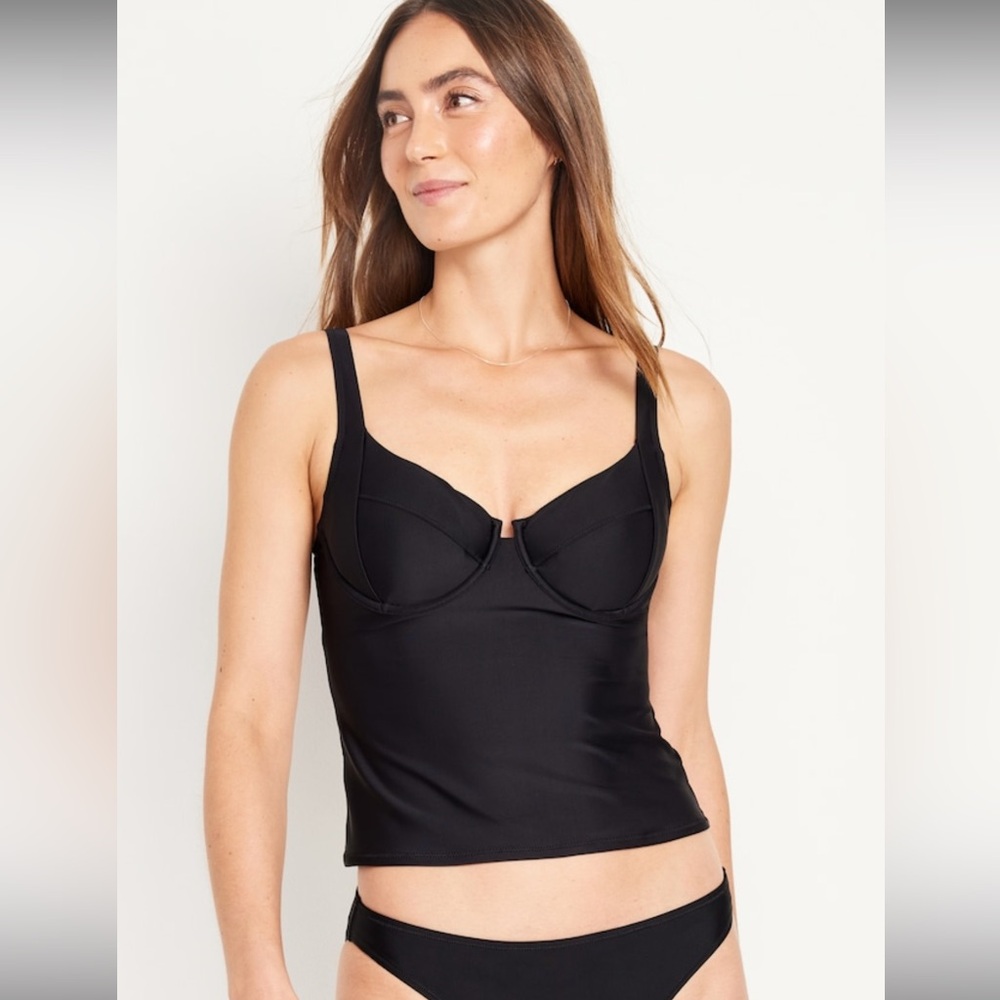 Old Navy - NWT - Underwire Tankini Swim Top in Black - M